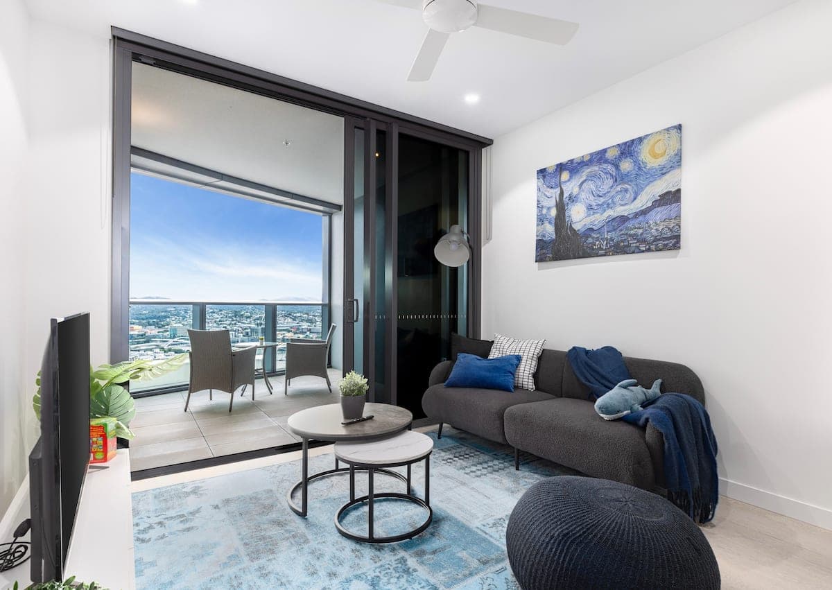 Jaw-Dropping Views 2B2B Apt